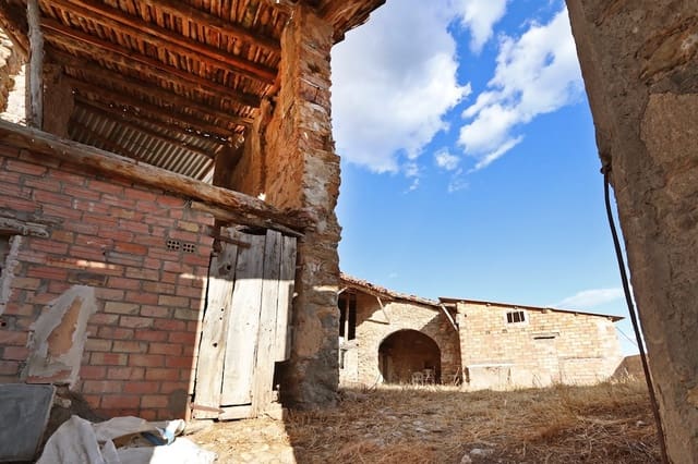 Finca/Casa Rural en Baix Pallars en venta - 70.000 € (Ref: 9136145)