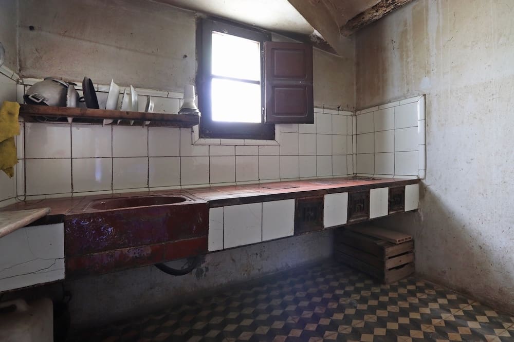 3 soveværelse Finca/Landehus til salg i Castell de Mur med garage - € 70.000 (Ref: 9150861)