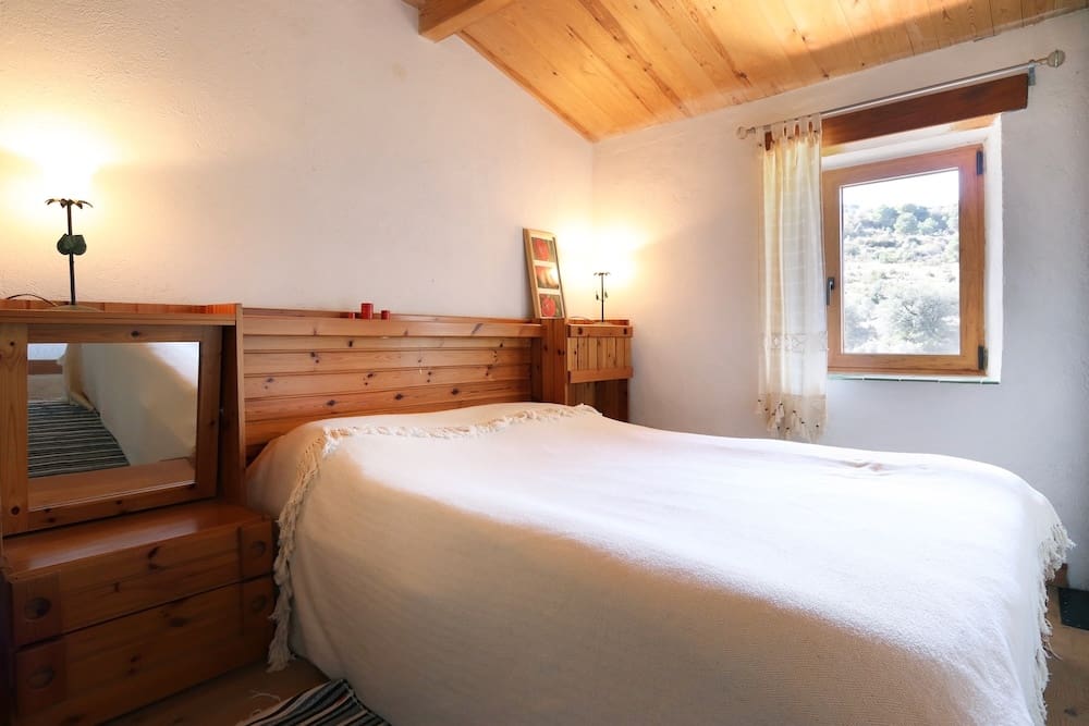 4 slaapkamer Finca/Landhuis te koop in Conca de Dalt met garage - € 245.000 (Ref: 9384901)