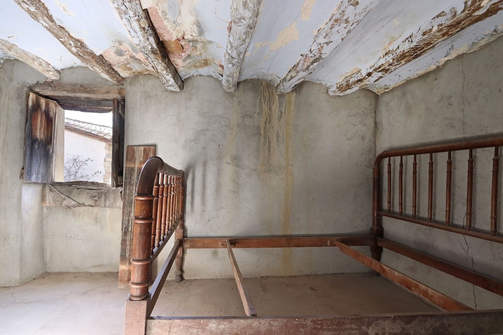 Maalaistalo myytävänä paikassa Sopeira - 27 000 € (Ref: 9495473)