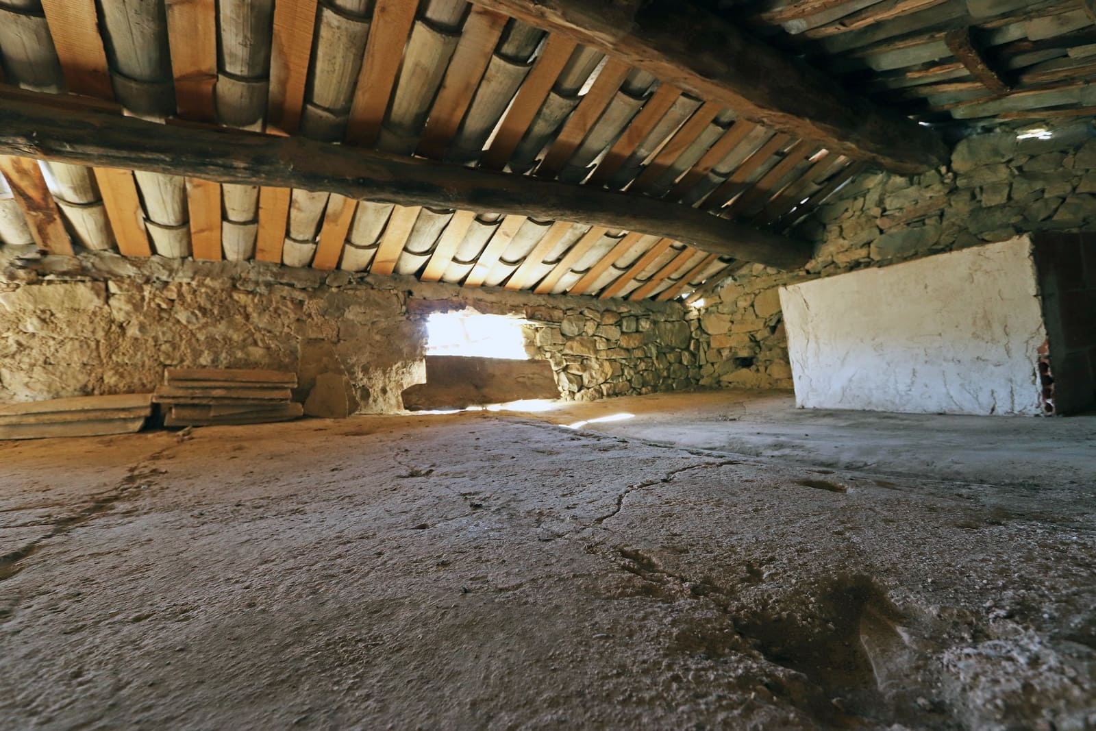 Maalaistalo myytävänä paikassa Sopeira - 27 000 € (Ref: 9495473)