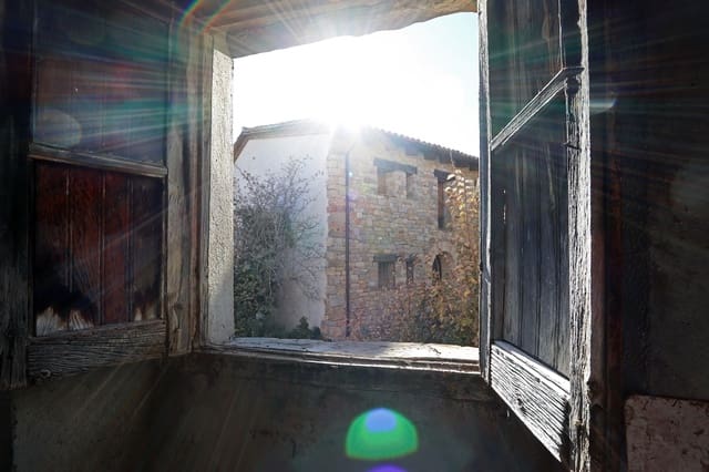 Maalaistalo myytävänä paikassa Sopeira - 27 000 € (Ref: 9495473)