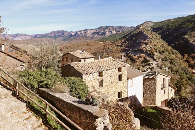 Maalaistalo myytävänä paikassa Sopeira - 27 000 € (Ref: 9495473)