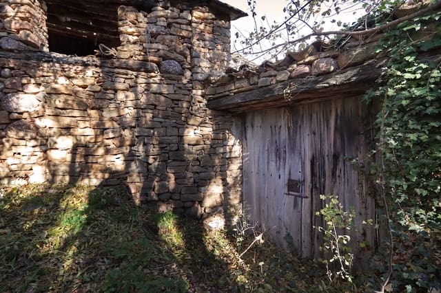 4 makuuhuone Maalaistalo myytävänä paikassa Arén mukana 
autotalli - 68 000 € (Ref: 9495527)