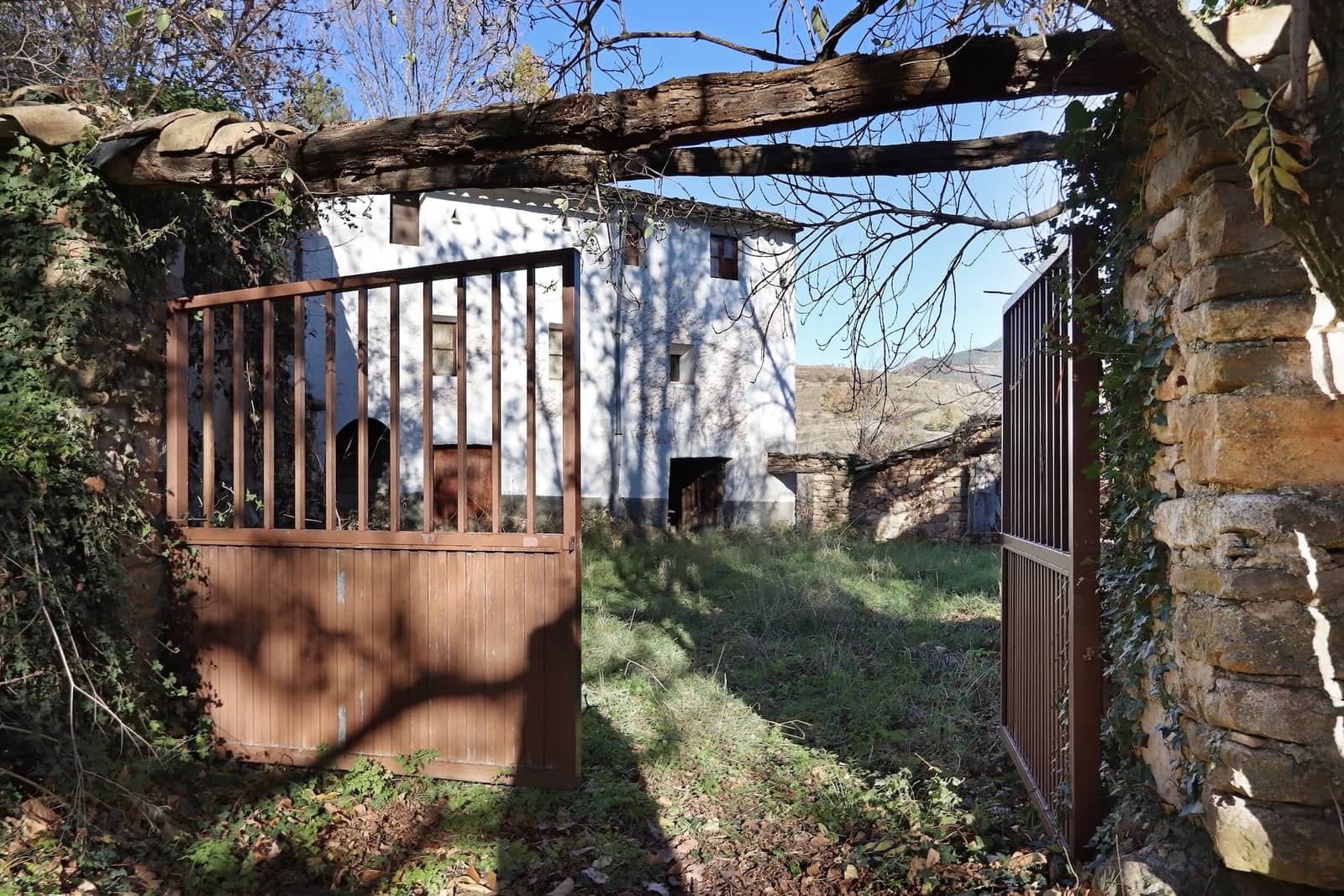 4 makuuhuone Maalaistalo myytävänä paikassa Aren mukana 
autotalli - 68 000 € (Ref: 9495527)