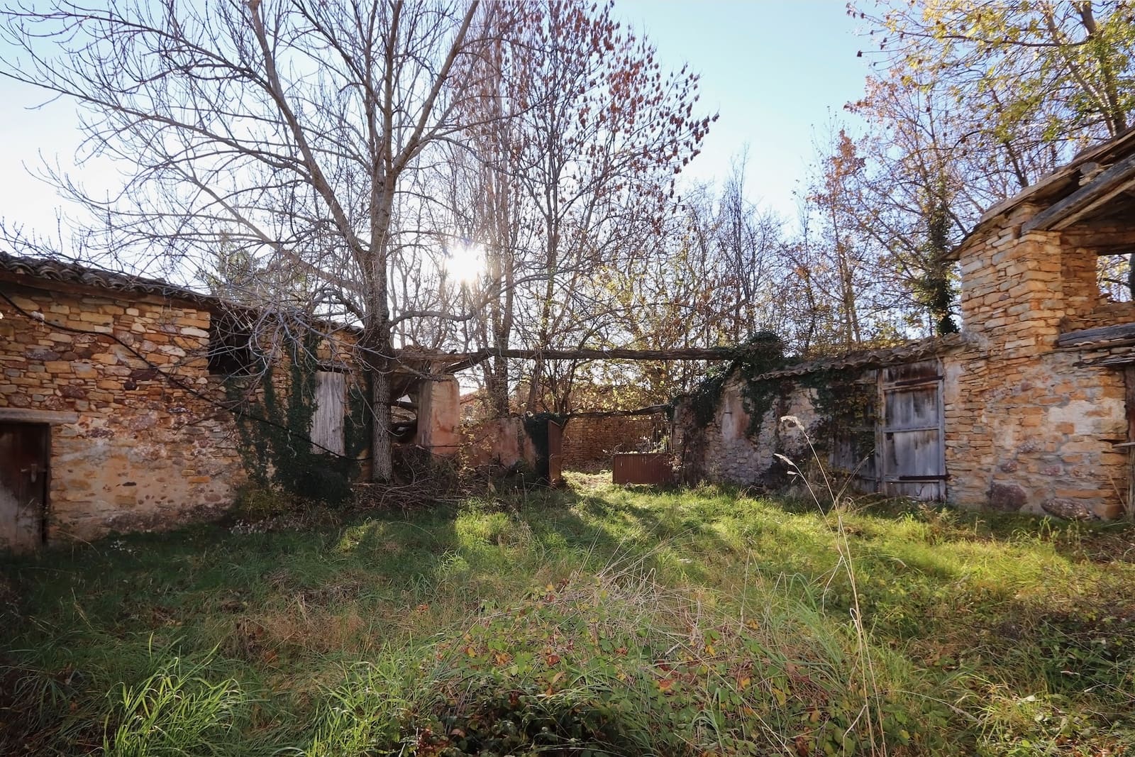 4 makuuhuone Maalaistalo myytävänä paikassa Aren mukana 
autotalli - 68 000 € (Ref: 9495527)