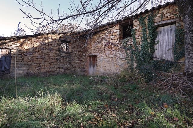 4 makuuhuone Maalaistalo myytävänä paikassa Arén mukana 
autotalli - 68 000 € (Ref: 9495527)