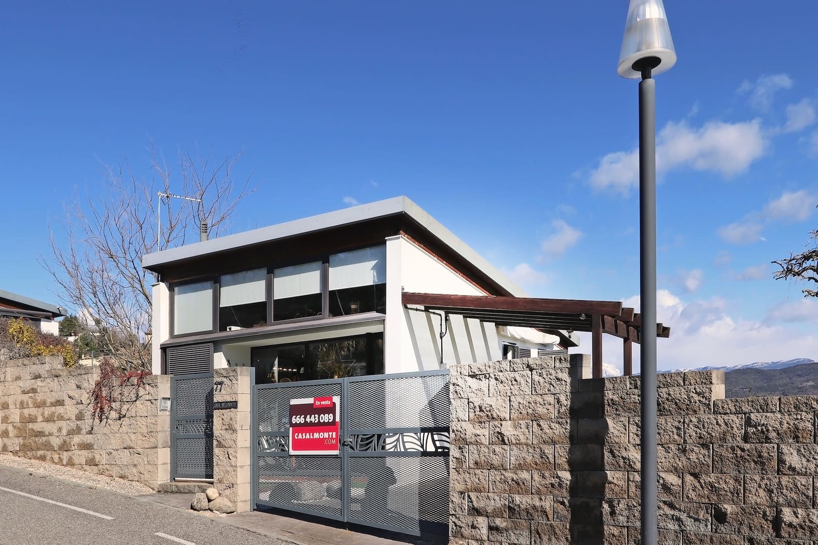 3 makuuhuone Maalaistalo myytävänä paikassa La Puebla de Castro mukana uima-altaan 
autotalli - 260 000 € (Ref: 9638021)