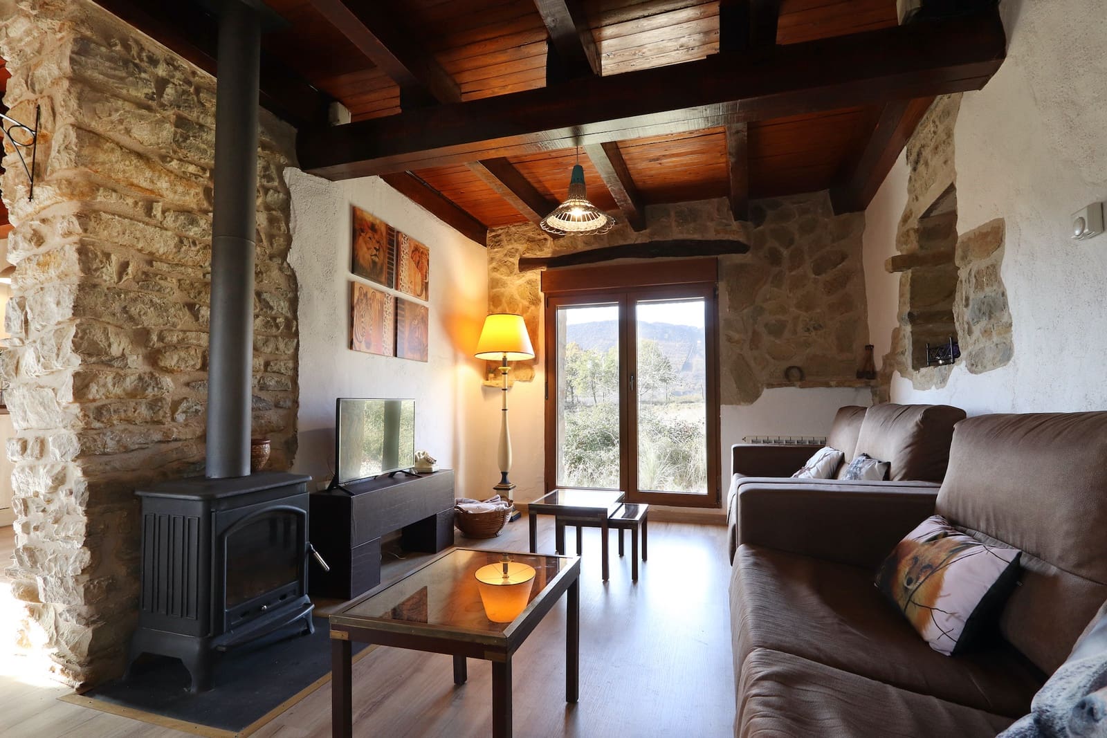 4 bedroom Finca/Country House for sale in Aren with garage - € 269,000 (Ref: 9877199)