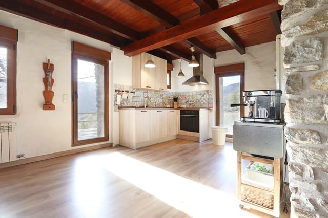 4 bedroom Finca/Country House for sale in Arén with garage - € 269,000 (Ref: 9877199)