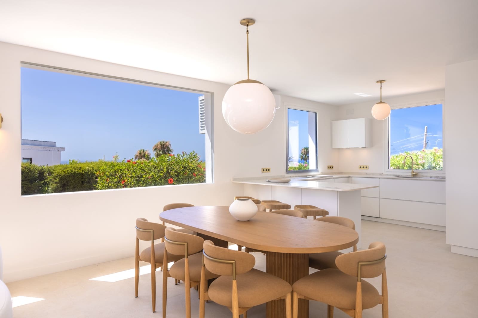 4 sypialnia Willa na sprzedaż w Marbella z basenem garażem - 2 480 000 € (Ref: 10000005)