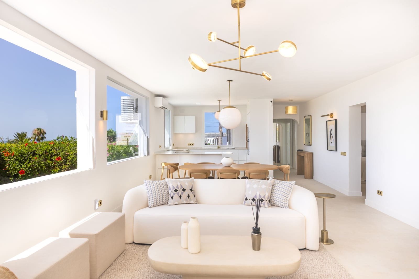 4 sypialnia Willa na sprzedaż w Marbella z basenem garażem - 2 480 000 € (Ref: 10000005)