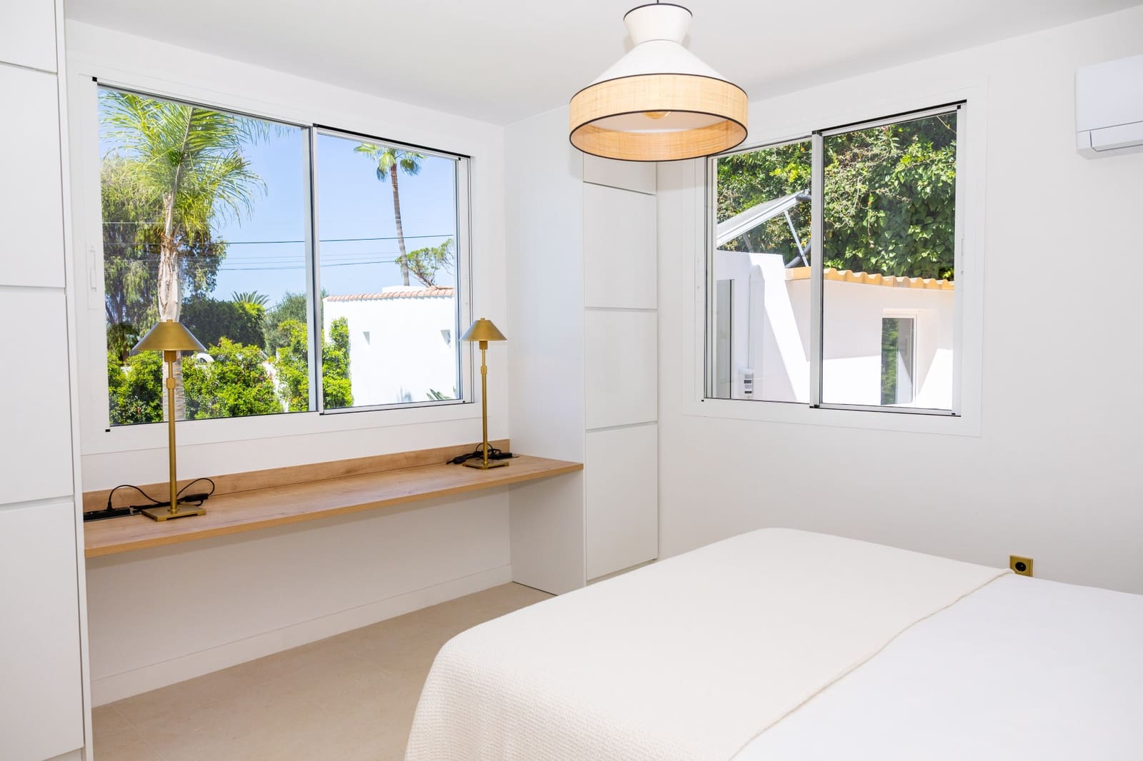 4 sypialnia Willa na sprzedaż w Marbella z basenem garażem - 2 480 000 € (Ref: 10000005)