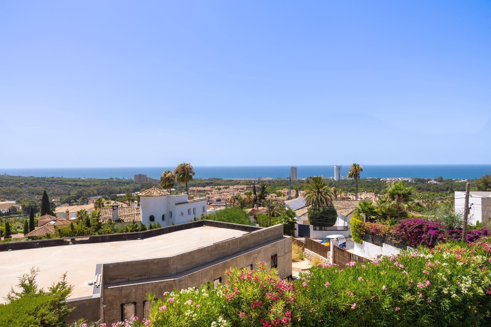 4 sypialnia Willa na sprzedaż w Marbella z basenem garażem - 2 480 000 € (Ref: 10000005)