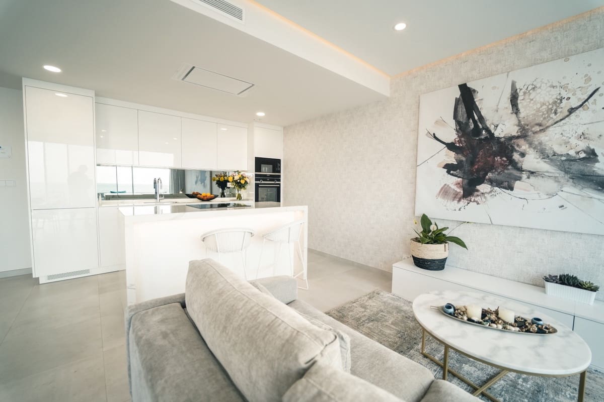 3 soverom Penthouse til salgs i La Cala de Mijas med svømmebasseng garasje - € 1 450 000 (Ref: 10000006)