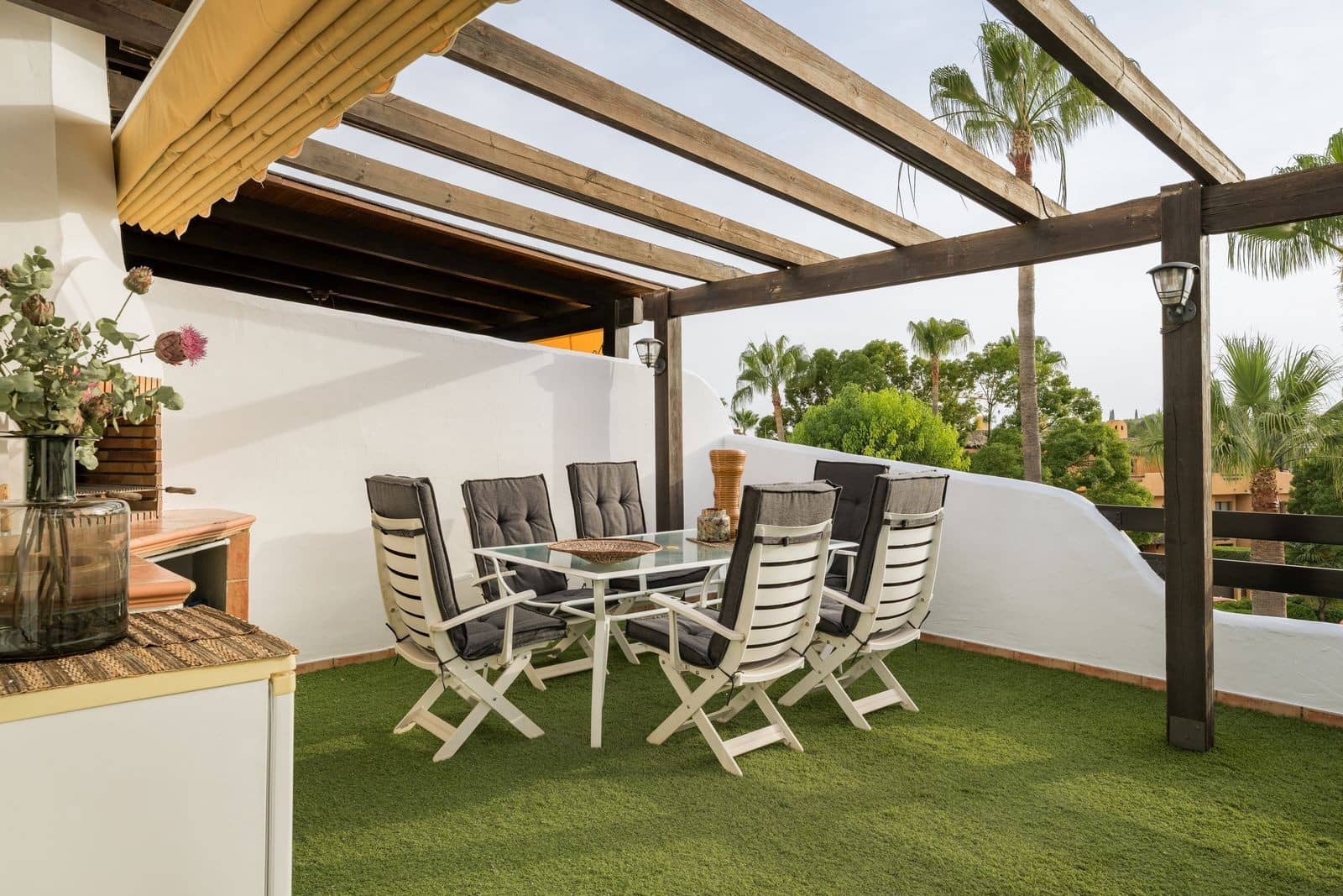 3 soverom Kjedet enebolig til salgs i Marbella med svømmebasseng garasje - € 1 395 000 (Ref: 10000011)