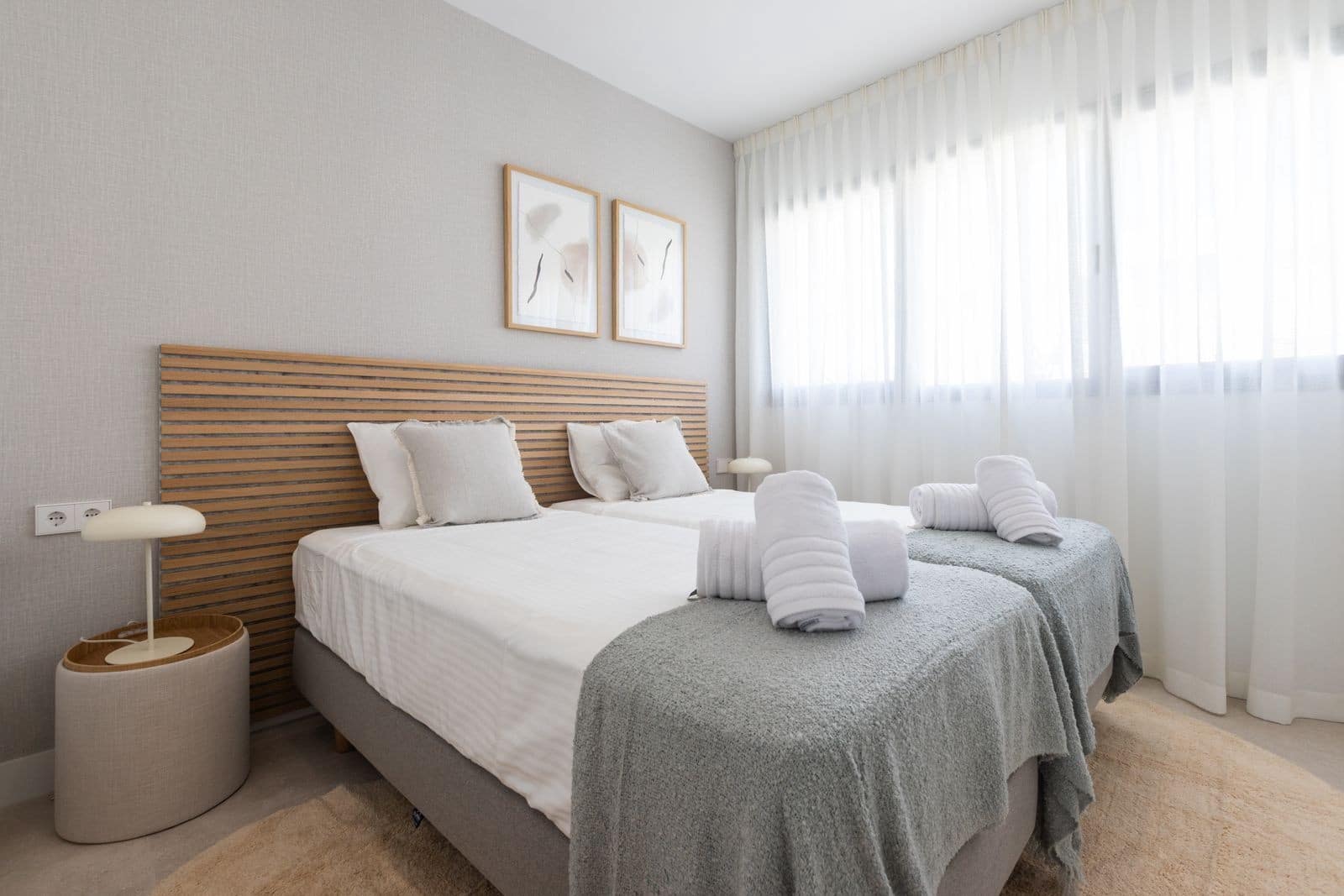 Casa de 3 habitaciones en El Chaparral en venta con piscina garaje - 880.000 € (Ref: 10000012)