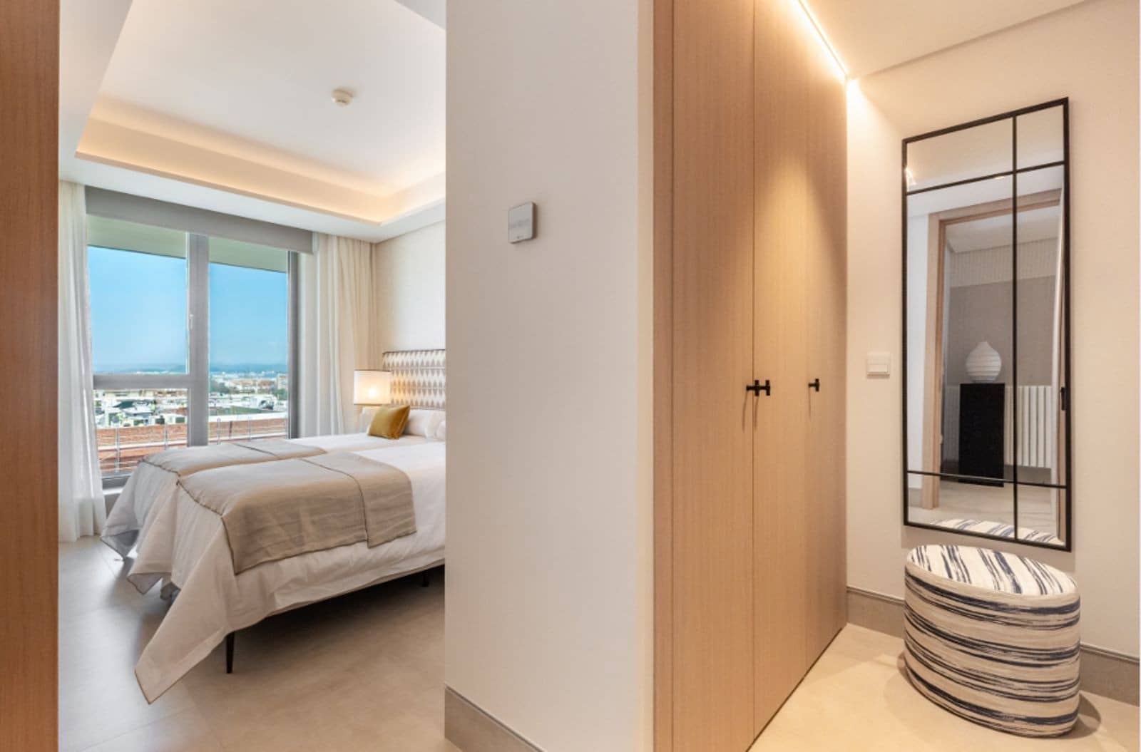 3 Zimmer Apartment zu verkaufen in Malaga Stadt mit Pool Garage - 2.650.000 € (Ref: 10000013)