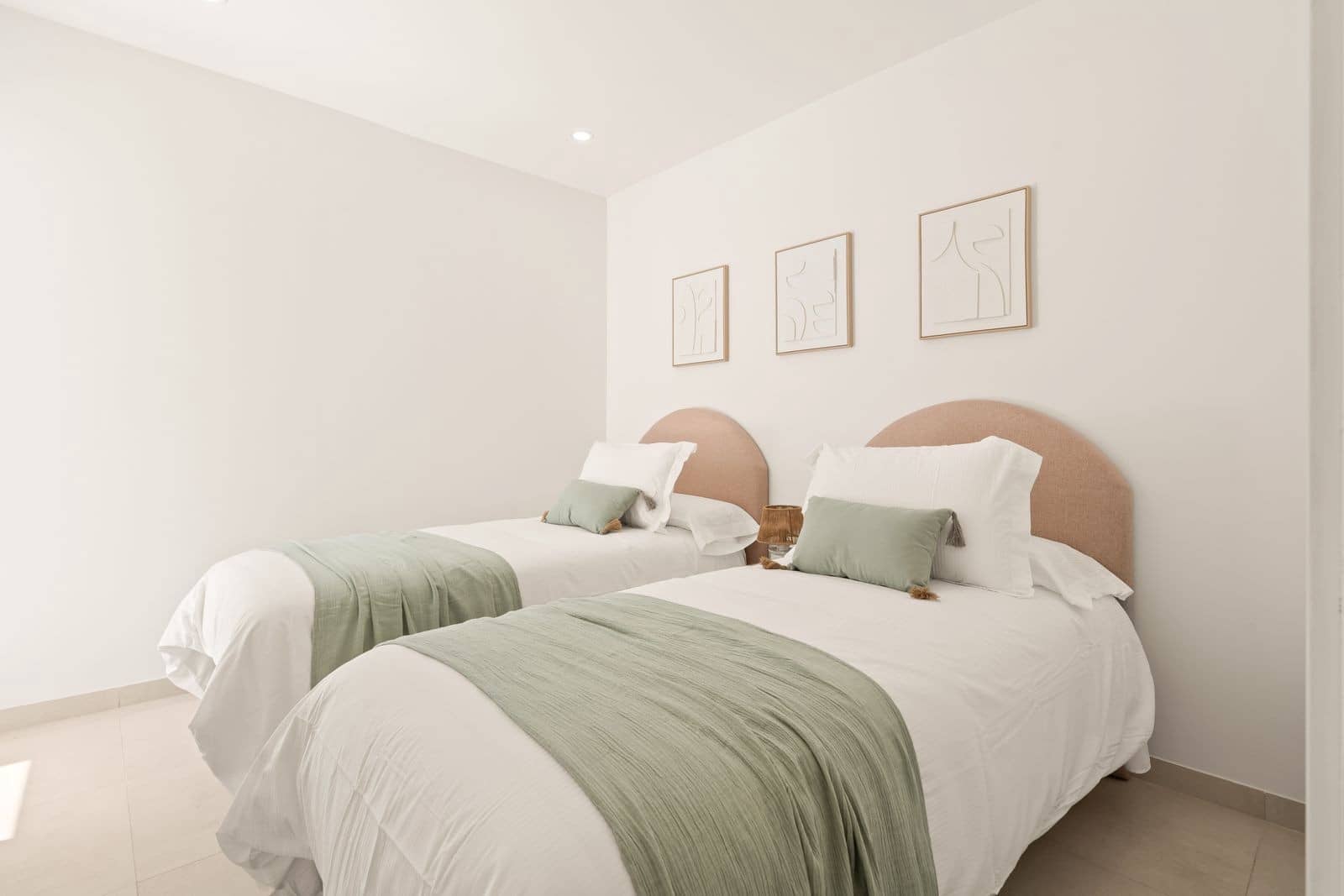 3 soverom Leilighet til salgs i La Cala de Mijas med svømmebasseng garasje - € 795 000 (Ref: 10000014)