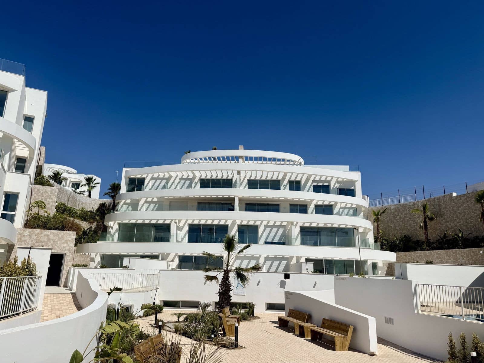 3 soverom Leilighet til salgs i La Cala de Mijas med svømmebasseng garasje - € 795 000 (Ref: 10000014)