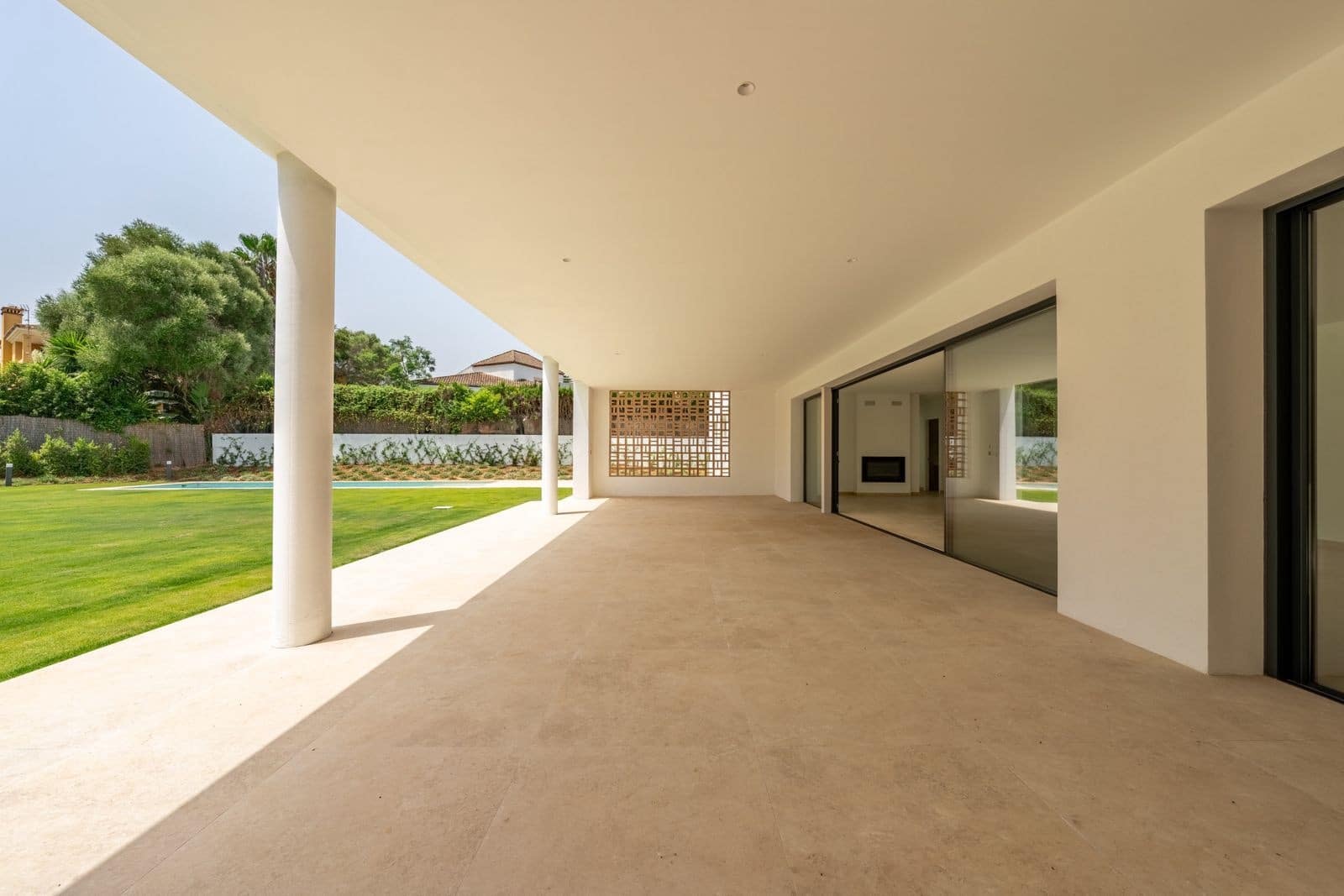 6 soveværelse Villa til salg i Sotogrande med swimmingpool garage - € 2.600.000 (Ref: 10000015)