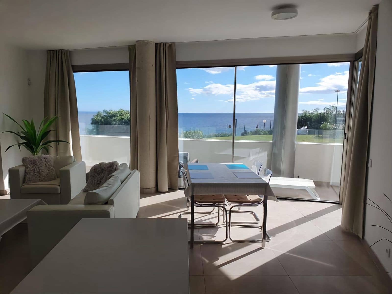 3 sypialnia Apartament na sprzedaż w Mijas z basenem garażem - 1 160 000 € (Ref: 10000017)