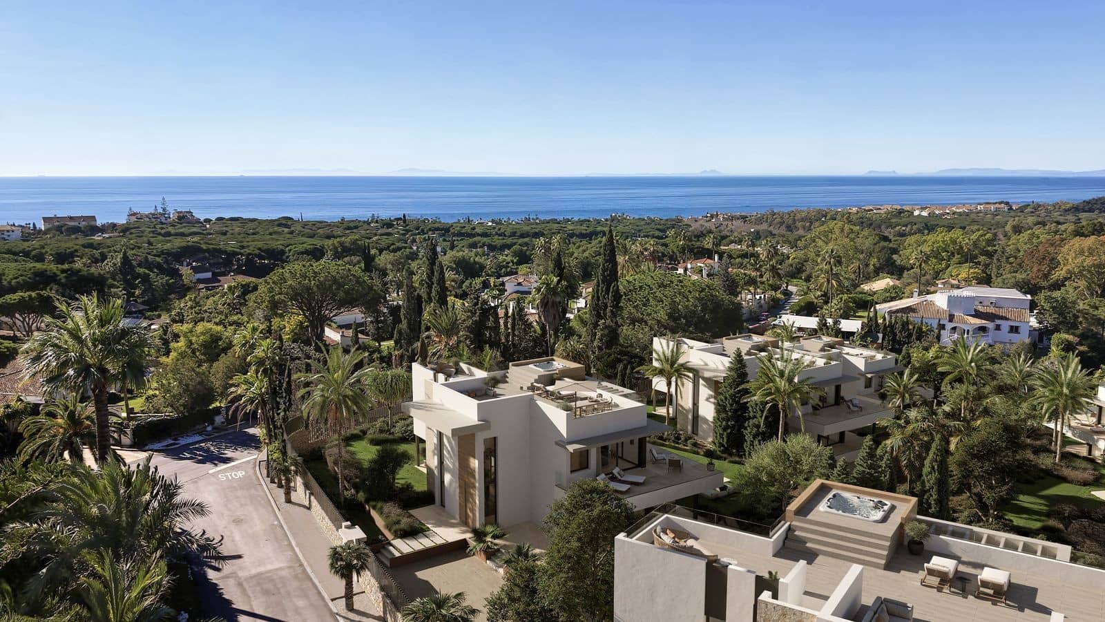 5 bedroom Villa for sale in Marbella with pool garage - € 3,630,000 (Ref: 10000018)