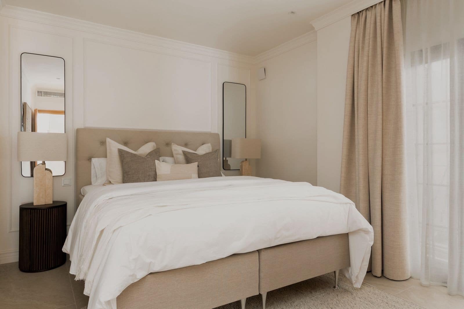 3 soverom Leilighet til salgs i Nueva Andalucia med svømmebasseng garasje - € 1 395 000 (Ref: 10000020)