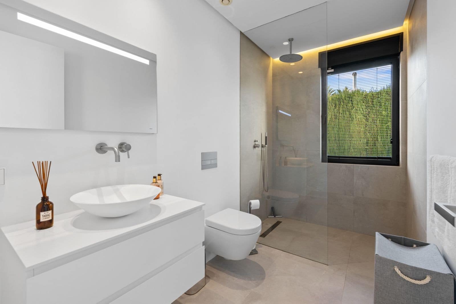 4 sypialnia Willa na sprzedaż w Marbella z basenem garażem - 4 400 000 € (Ref: 10000021)