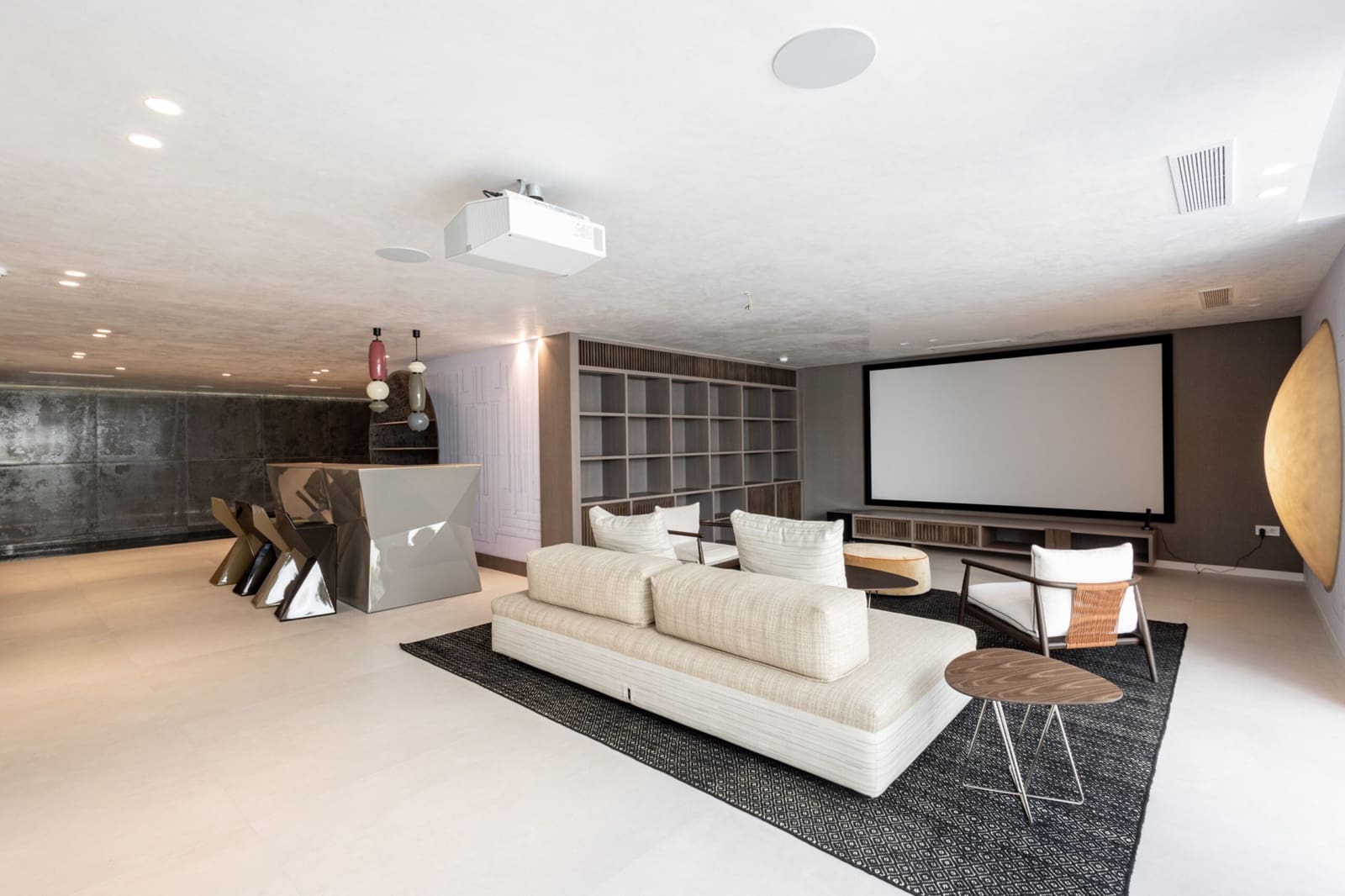 Chalet de 3 habitaciones en Marbella en venta con piscina garaje - 10.000.000 € (Ref: 10000022)