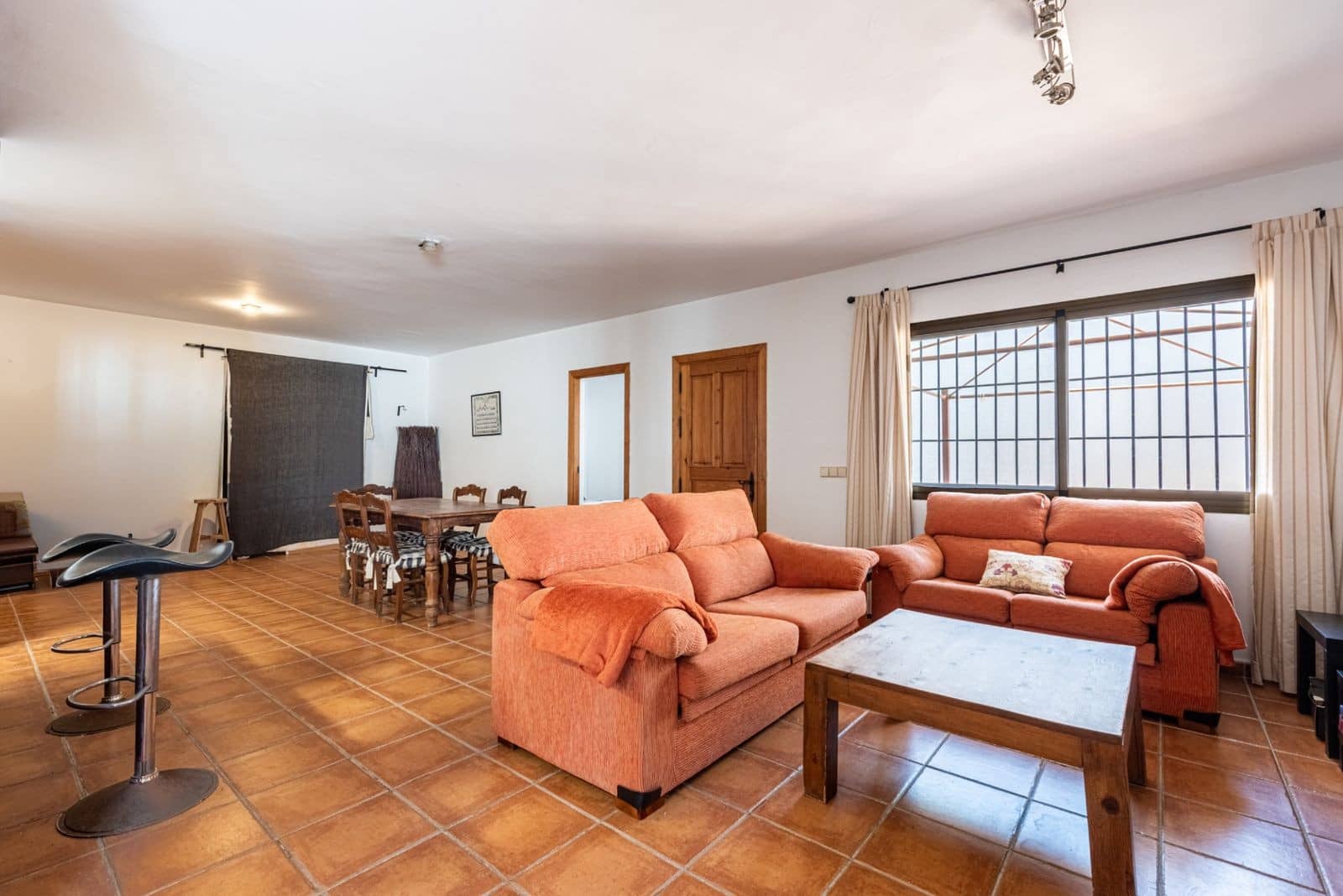 5 sypialnia Willa na sprzedaż w Marbella z basenem garażem - 1 700 000 € (Ref: 10003765)