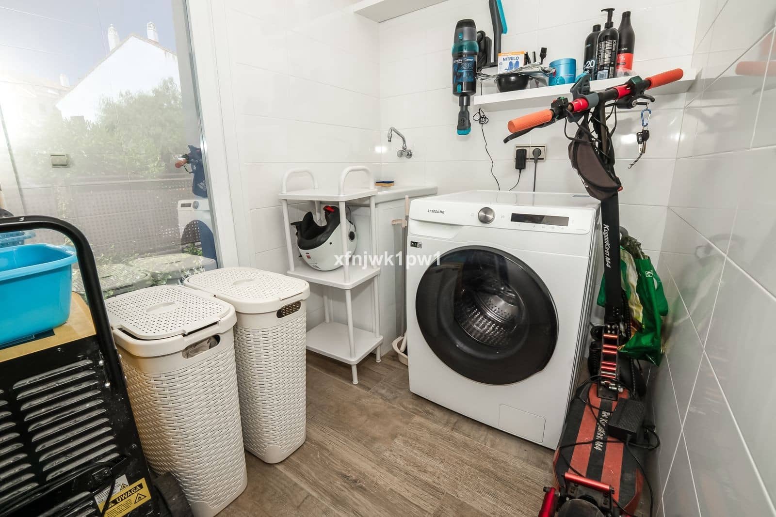 3 soverom Kjedet enebolig til salgs i Riviera del Sol med svømmebasseng garasje - € 950 000 (Ref: 10003768)