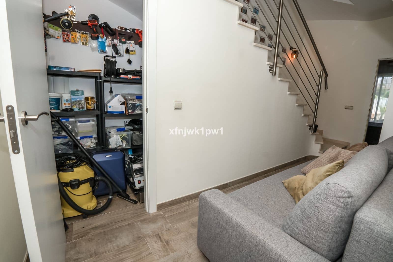 3 soverom Kjedet enebolig til salgs i Riviera del Sol med svømmebasseng garasje - € 950 000 (Ref: 10003768)