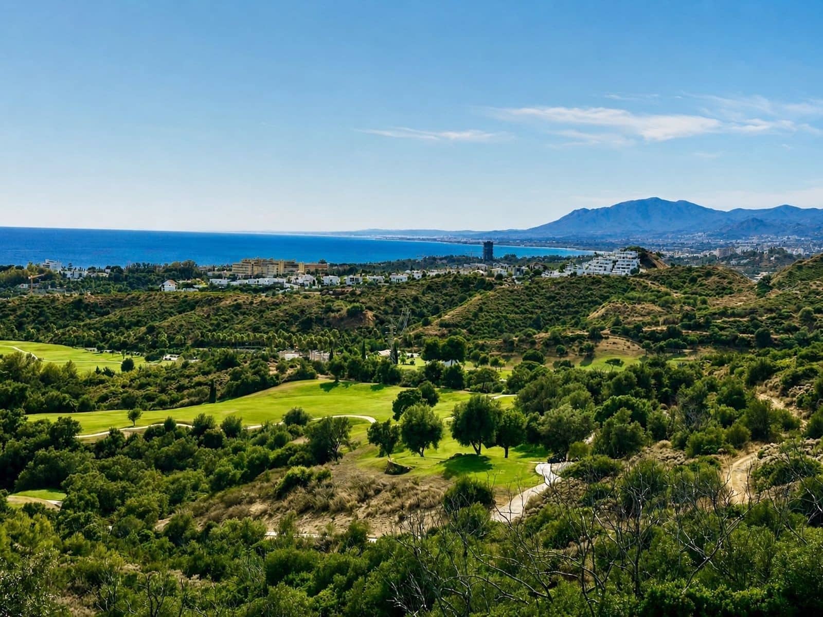 3 bedroom Penthouse for sale in Marbella with pool garage - € 840,000 (Ref: 10003770)
