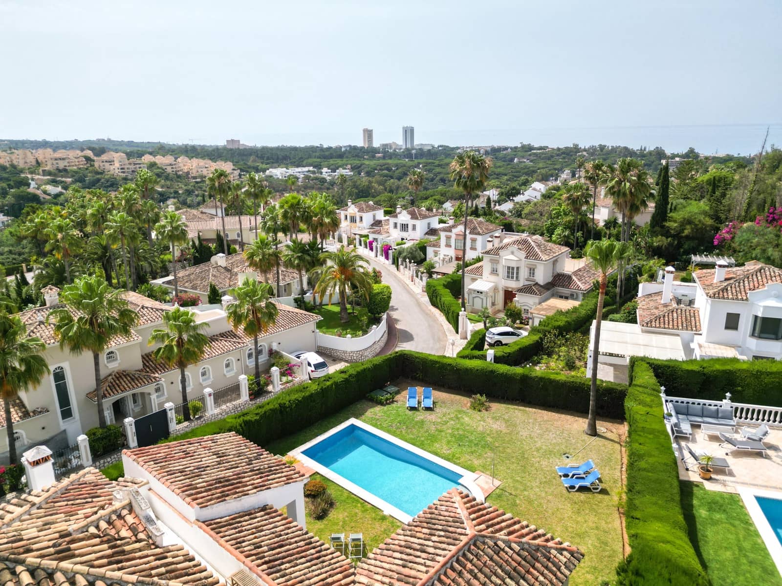 4 quarto Moradia para venda em Marbella com piscina garagem - 1 695 000 € (Ref: 10005326)