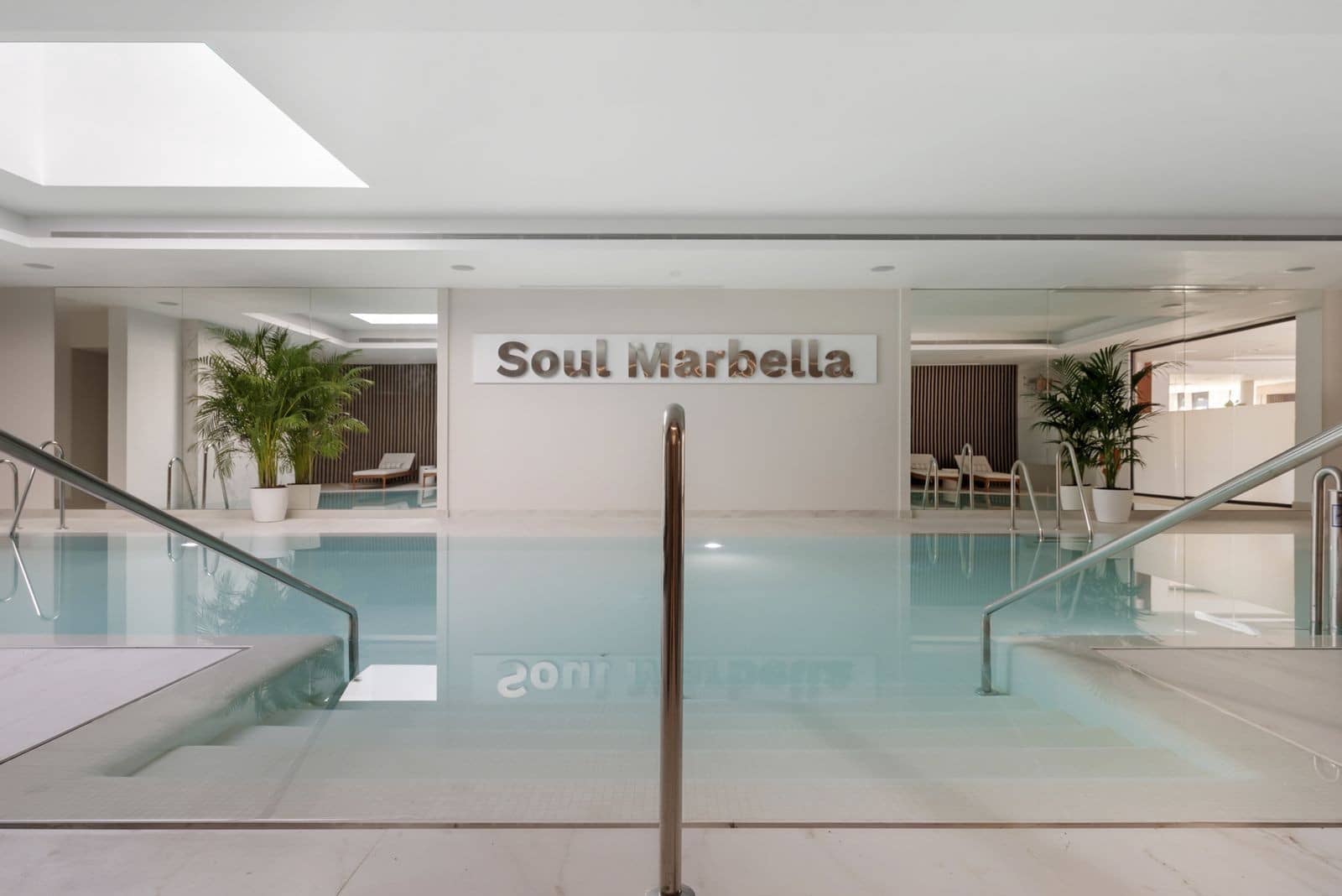 3 chambre Appartement à vendre à Marbella avec piscine garage - 1 495 000 € (Ref: 10006363)