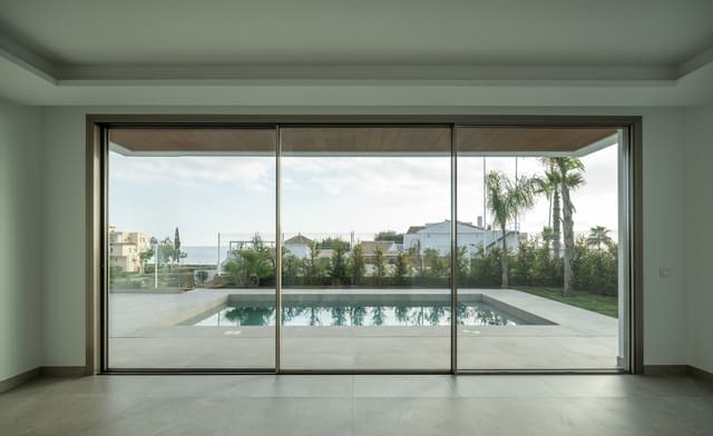 Chalet de 4 habitaciones en El Chaparral, Mijas en venta con piscina garaje - 1.675.000 € (Ref: 10006364)