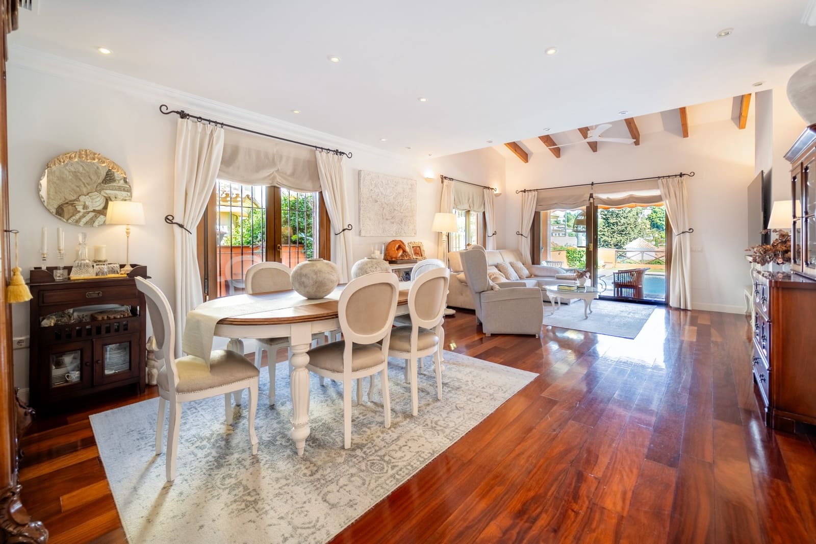 Chalet de 4 habitaciones en Mijas Costa en venta con piscina garaje - 1.440.000 € (Ref: 10007240)