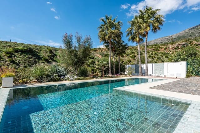 4 slaapkamer Villa te koop in Mijas met zwembad garage - € 1.749.000 (Ref: 10008845)