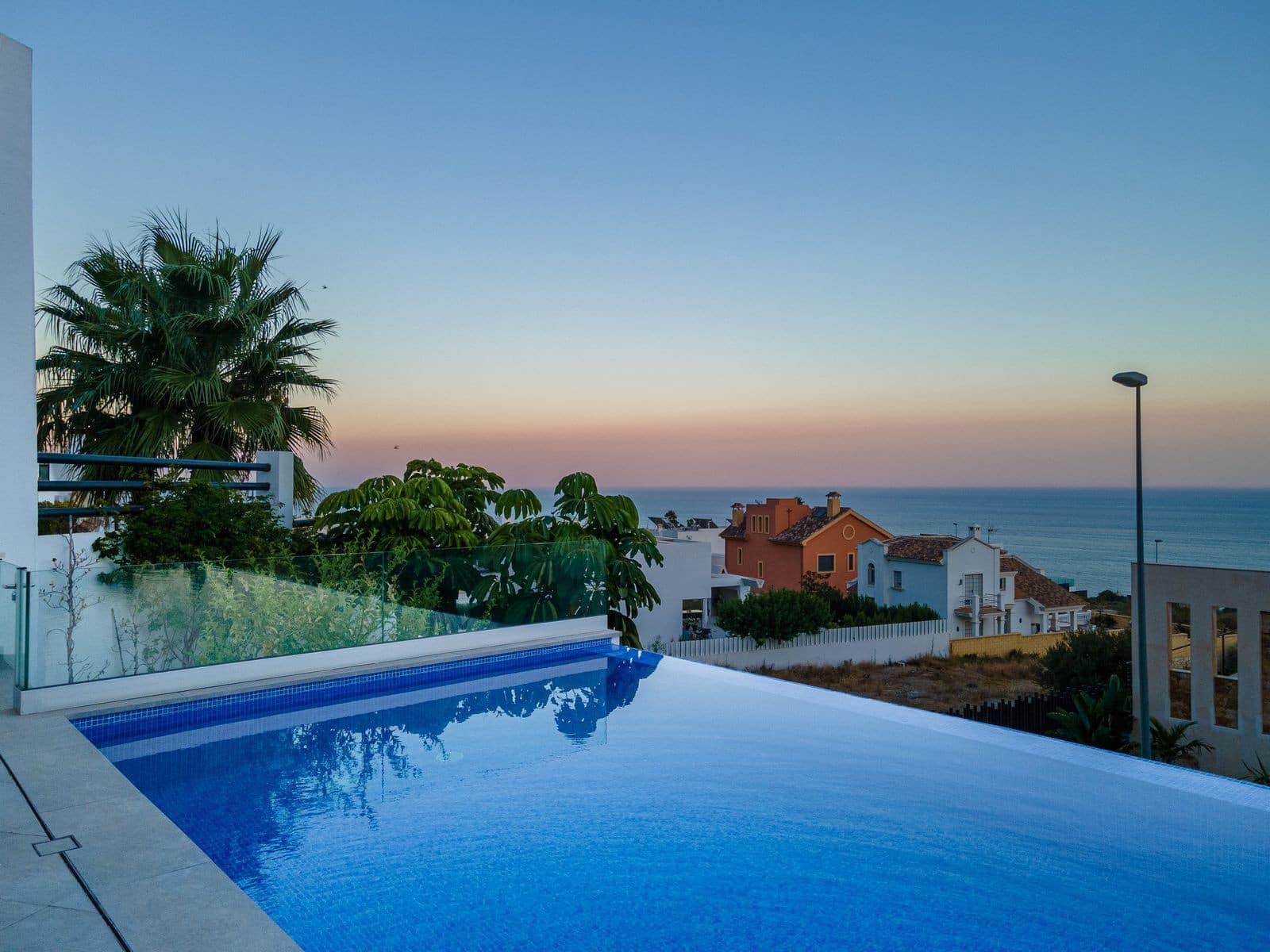 4 slaapkamer Villa te koop in Benalmadena met zwembad garage - € 1.599.000 (Ref: 10011199)