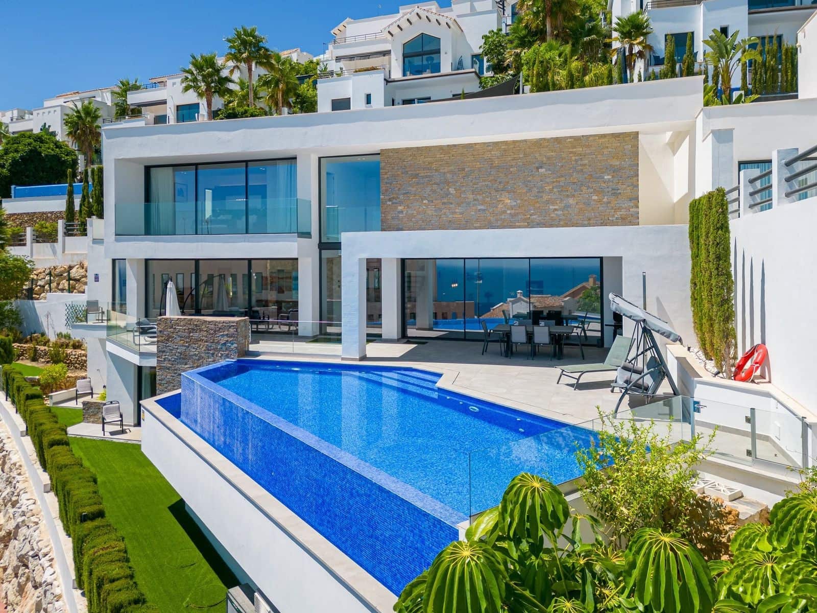 4 slaapkamer Villa te koop in Benalmadena met zwembad garage - € 1.599.000 (Ref: 10011199)