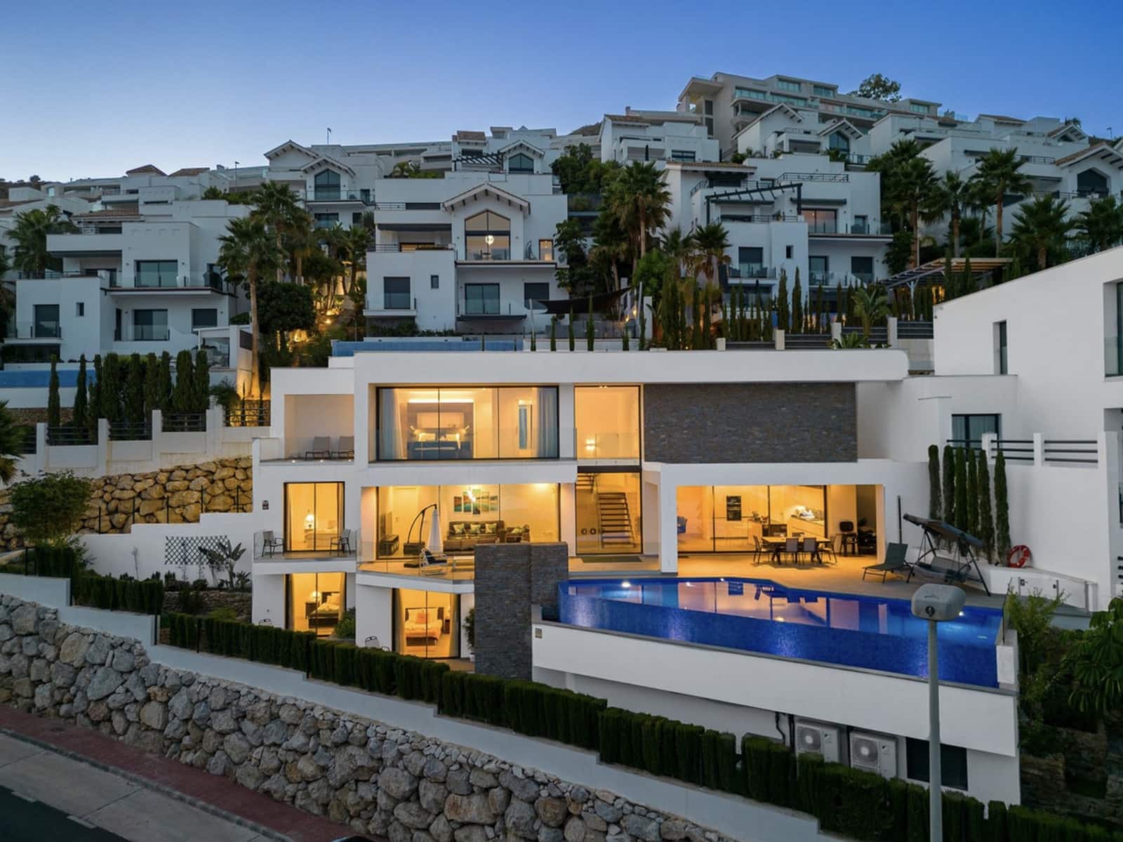 4 slaapkamer Villa te koop in Benalmadena met zwembad garage - € 1.599.000 (Ref: 10011199)