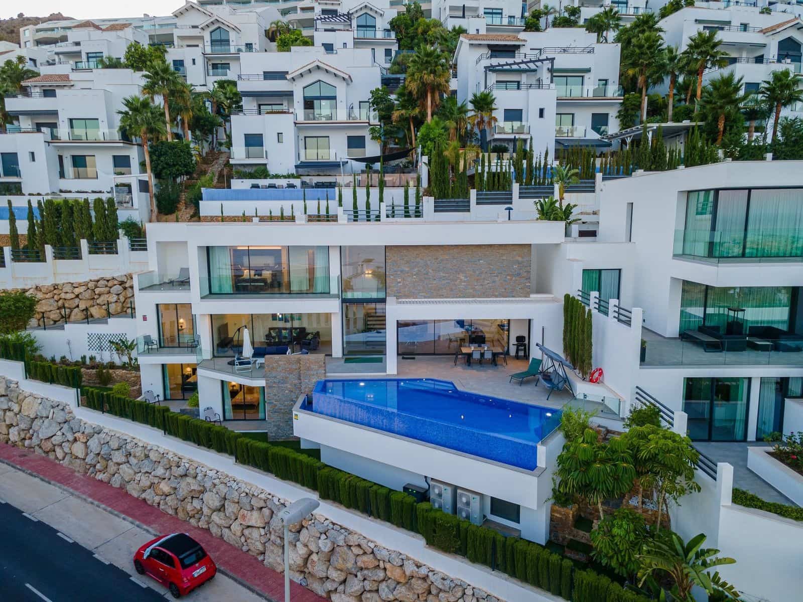 4 slaapkamer Villa te koop in Benalmadena met zwembad garage - € 1.599.000 (Ref: 10011199)