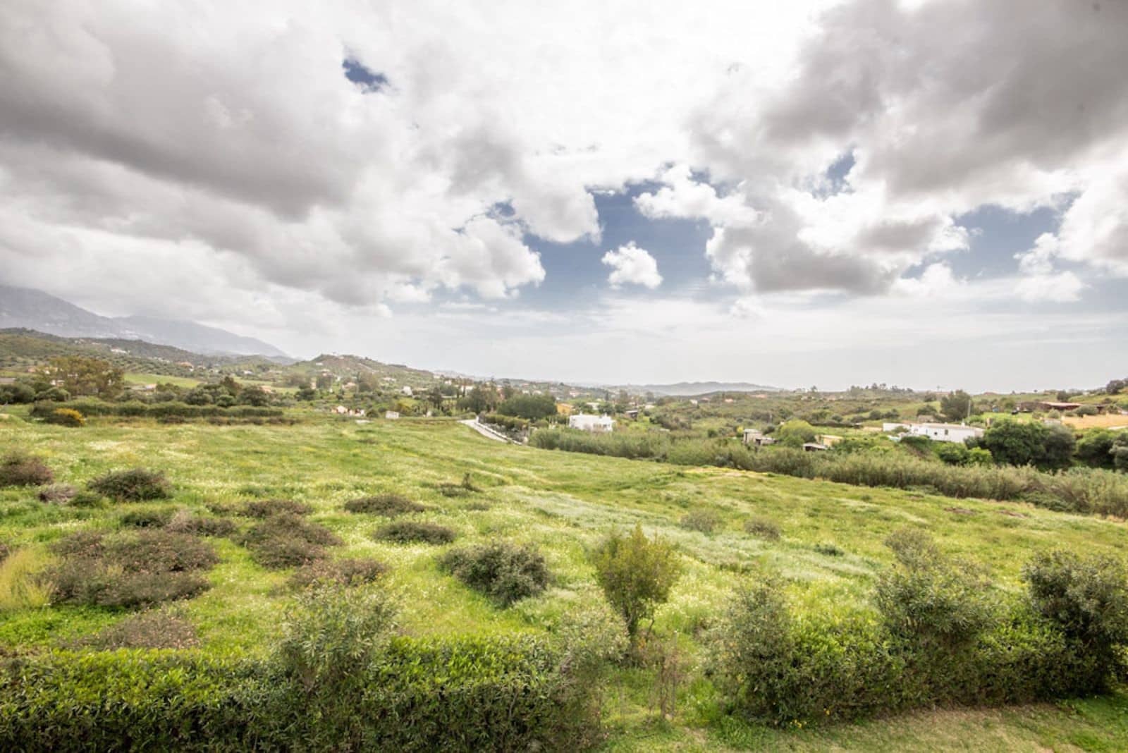 Chalet de 3 habitaciones en La Cala de Mijas en venta con garaje - 880.000 € (Ref: 10013068)