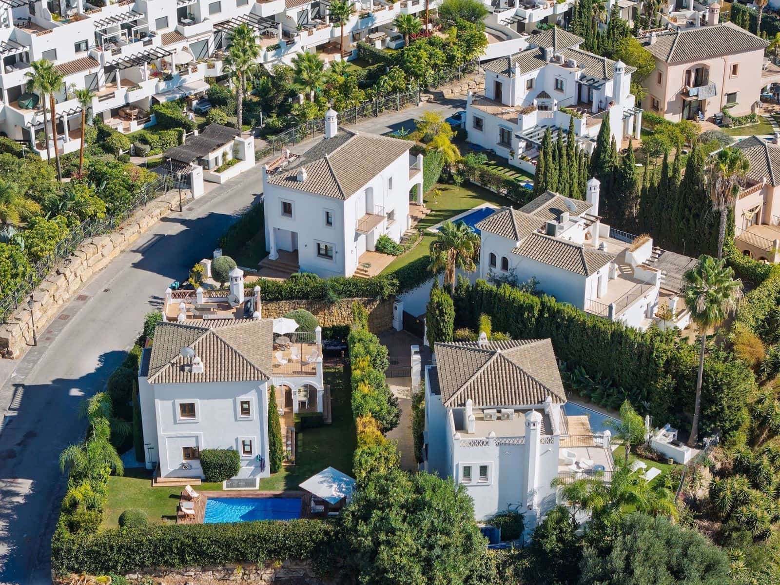 Chalet de 4 habitaciones en New Golden Mile en venta con piscina garaje - 1.550.000 € (Ref: 10013069)
