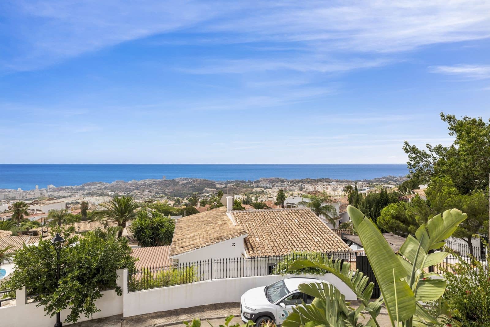 4 sypialnia Willa na sprzedaż w Benalmadena z basenem garażem - 1 045 000 € (Ref: 10013071)