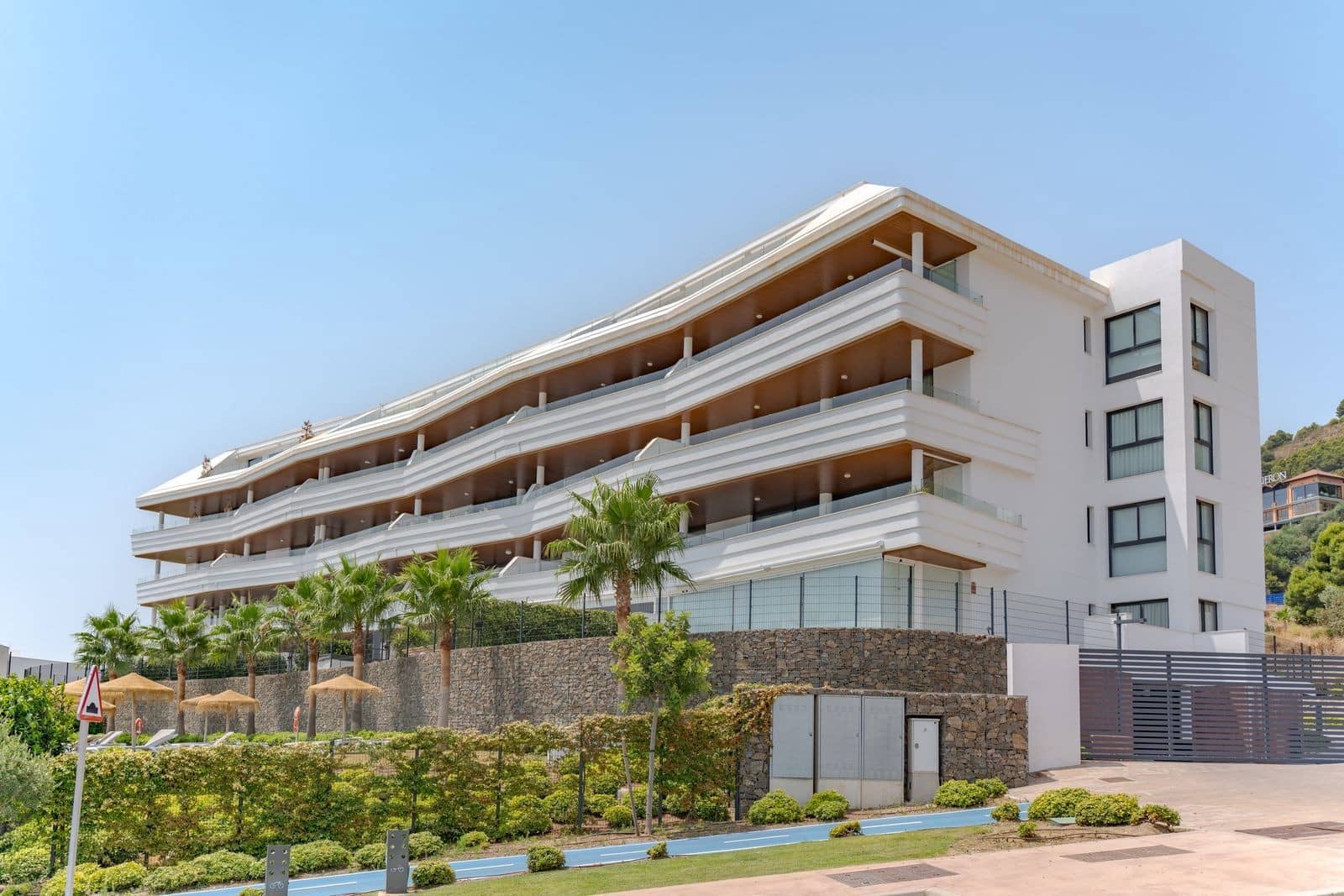 3 quarto Apartamento para venda em Fuengirola com piscina garagem - 975 000 € (Ref: 10013072)