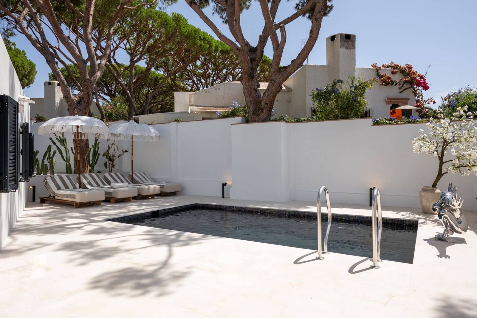 Chalet de 4 habitaciones en Calahonda en venta con piscina garaje - 1.925.000 € (Ref: 10013073)
