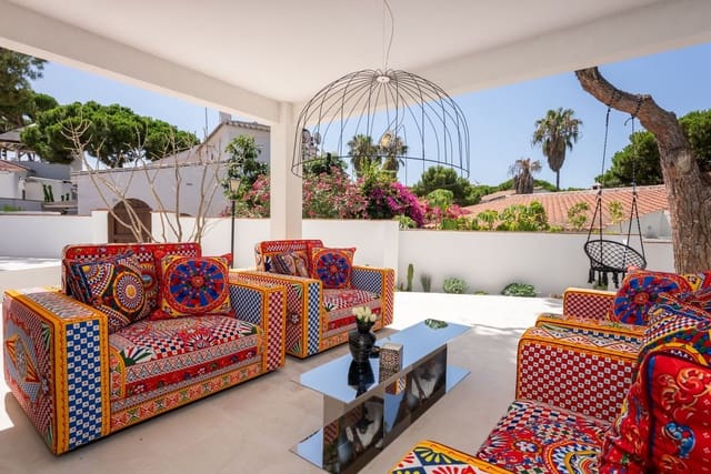 Chalet de 4 habitaciones en Calahonda, Mijas en venta con piscina garaje - 1.925.000 € (Ref: 10013073)