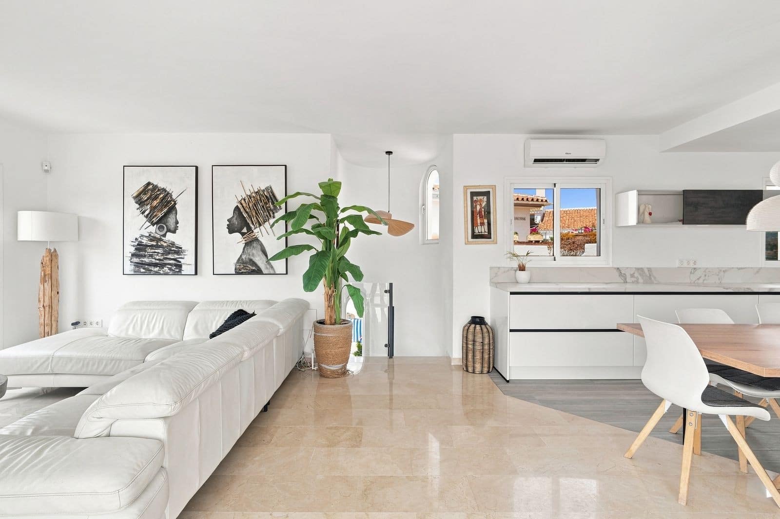 6 quarto Moradia para venda em Mijas com piscina garagem - 1 095 000 € (Ref: 10013074)